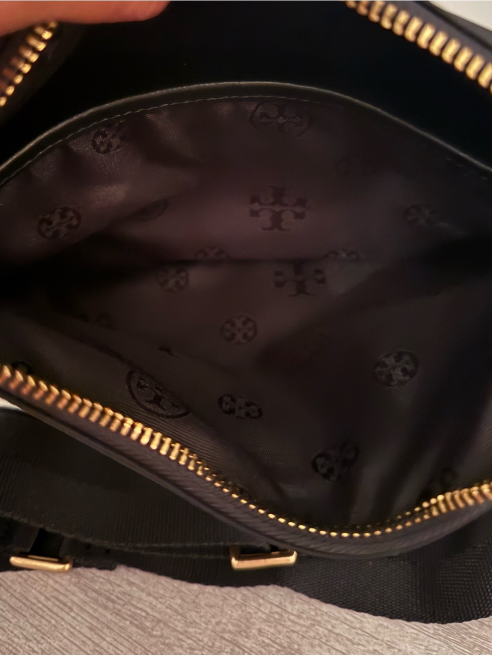 Tory Burch Black Nylon crossbody Bag with Gold Hardware - Picture 3 of 5
